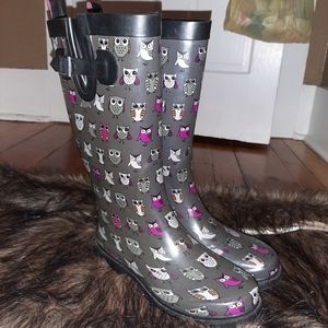 Rain boots from Peebles.